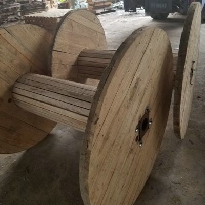 Good price Customized Wooden Cable Reel Spool Large Wood Cable Reel For Wire Winding online